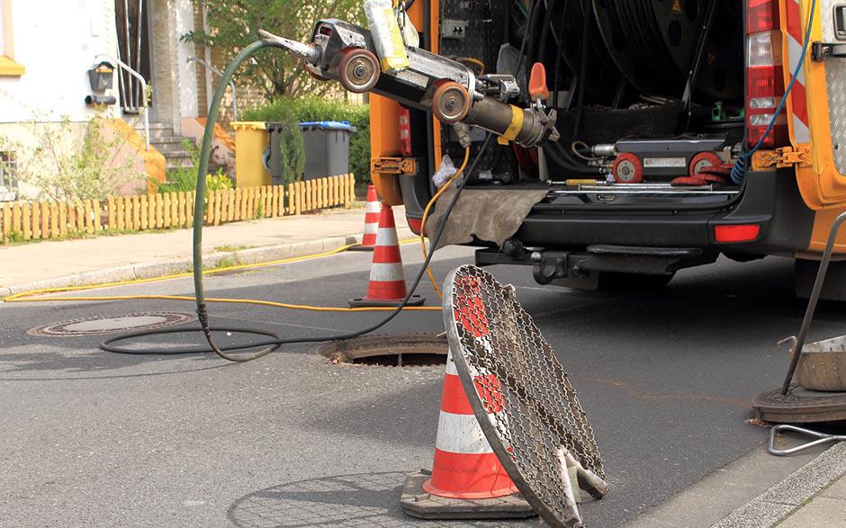 tarif plombier débouchage canalisation Le Plessis-Pâté